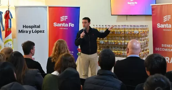 Con el dinero de los bienes recuperados al narcotráfico, el gobierno provincial donó 500 litros de aceite a una cooperativa