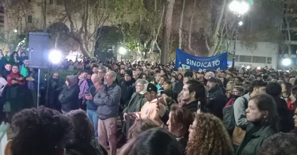En Rosario hubo manifestaciones en repudio a la condena contra Cristina