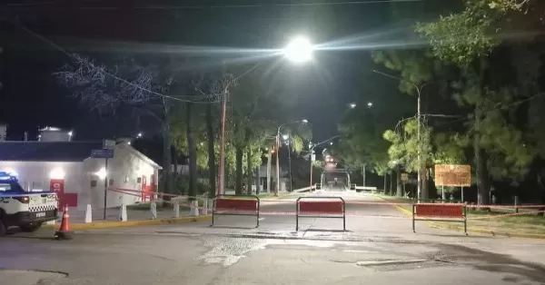 Realizan obras en el puente Homero Manzi y se encuentra interrumpido el tránsito vehicular