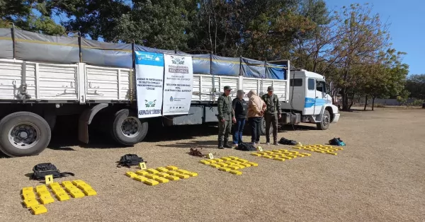 Un camión transportaba 82 kilos de cocaína que tenía como destino Rosario