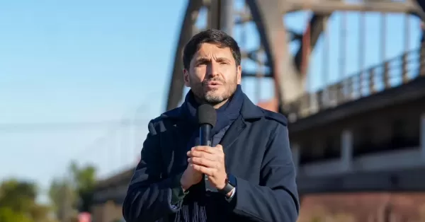 Pullaro: “En casi 20 meses de gestión el Gobierno nacional se comió el activo vial del país”
