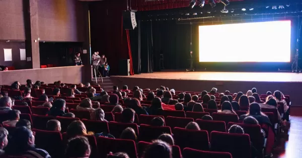 Cine gratuito en San Lorenzo para disfrutar en familia durante las vacaciones de invierno