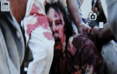 La  TV árabe  asegura que Muammar Kaddafi murió