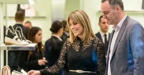 Festeja Adorni: La Justicia Federal archivó la causa contra por el viaje de su esposa en un vuelo oficial