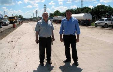 Lifschitz recorrió obras en San Lorenzo junto a Raimundo