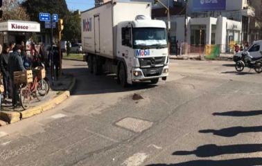 Una mujer fue atropellada por un camión en pleno centro de San Lorenzo