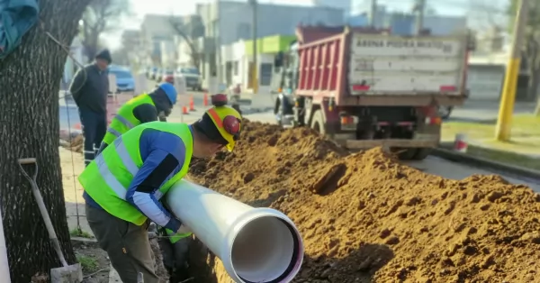 San Lorenzo: por obras en la cañería de la red cloacal, habrá tránsito reducido por 10 días en Rivadavia al 900