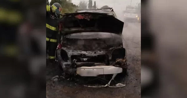 Se incendió un auto en la zona rural de San Lorenzo