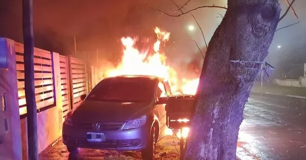 Bermúdez: Le rociaron el auto con nafta y se lo quemaron