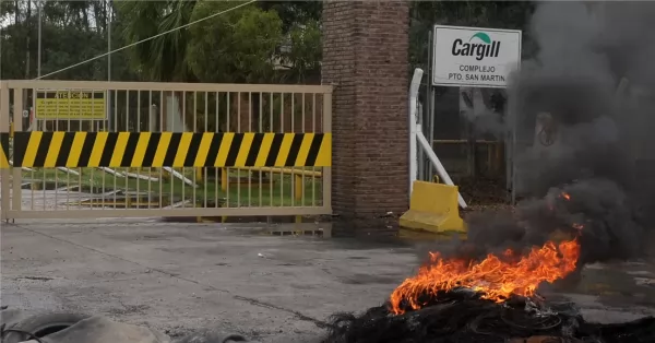 UOCRA instala un piquete en las puertas de Cargill Puerto San Martín