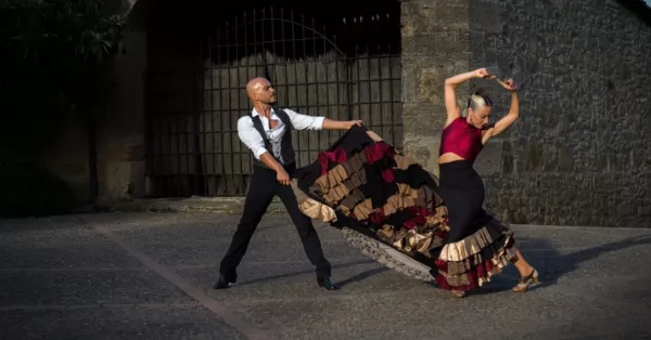 “Che y Ole” vuelve a San Lorenzo con el musical “OYE”, una fusión entre tango y flamenco