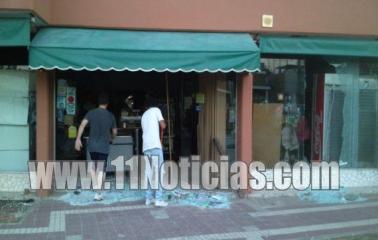 El Municipio gestiona la asistencia económica a los comercios vandalizados