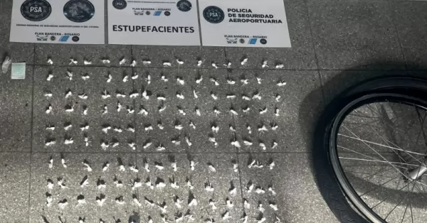 Detuvieron en Rosario un dealer que llevaba la cocaína en la rueda de la bici 