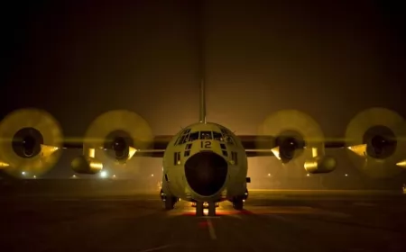 El vuelo nocturno de un avión militar alertó a la región