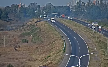 Presencia de humo en Autopista Santa Fe Rosario