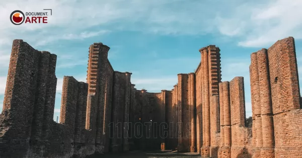 Las imponentes ruinas de la vieja iglesia de Gálvez