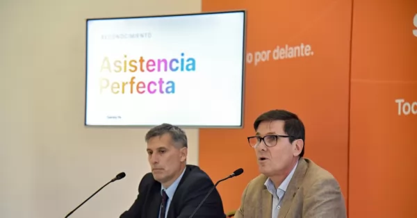 Más de 41 mil docentes de gestión estatal recibieron el premio a la Asistencia Perfecta 