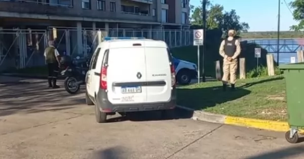 Hallaron muerta a una mujer en la bajada de bulevar Urquiza de San Lorenzo