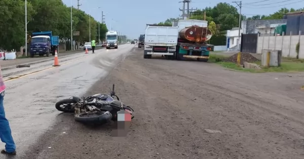 Una moto y un auto chocaron en Ricardone sobre la ruta A012