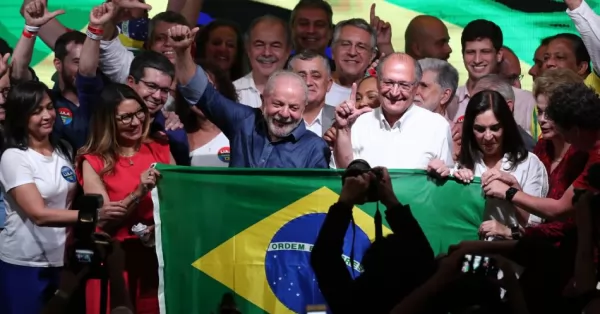 Lula será presidente de Brasil por tercera vez tras derrotar a Bolsonaro en un ajustado balotaje