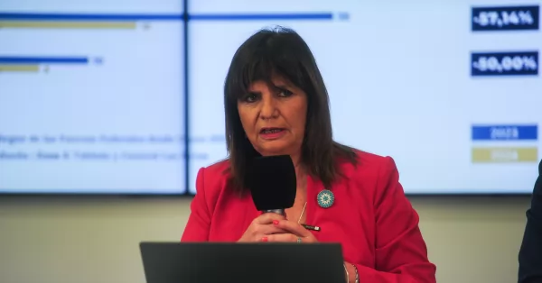 Bullrich visitó Rosario y señaló como 