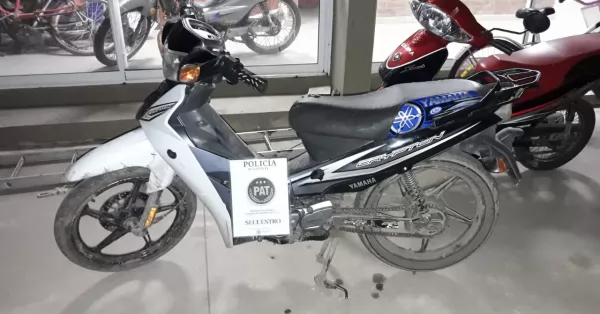 Detuvieron a un motociclista con una moto robada en Puerto San Martín