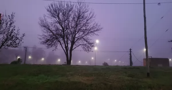 Neblina y probabilidad de lluvia para este miércoles