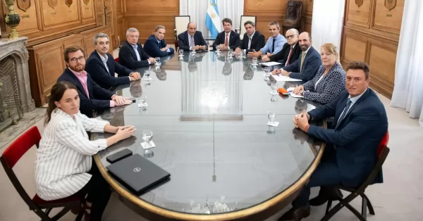 Nicolás Posse y Guillermo Francos se reunieron con Pichetto y diputados de su bloque 