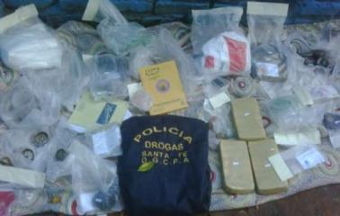 La Policía allanó una vivienda y secuestró más de tres kilos de cocaína en Rosario