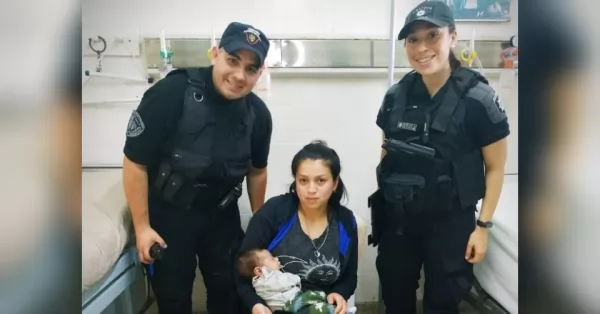 San Lorenzo: Dos policías salvaron la vida de un bebé recién nacido que no respiraba