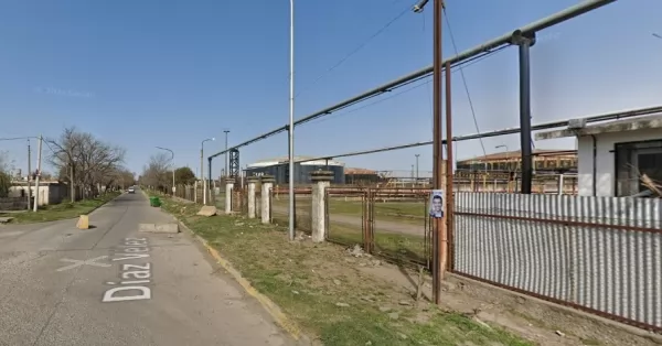 Un hombre fue detenido por intentar robar caños de 4 metros en la Refinería de YPF
