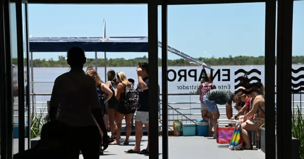 Refuerzan los cruces desde La Fluvial a la isla: conocé horarios y costo  