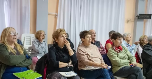 San Lorenzo: el municipio puso en marcha una nueva edición del taller de estimulación de la memoria