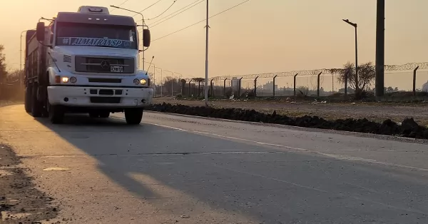 Aseguran que la idea de Pullaro de apropiarse de caminos portuarios representa 