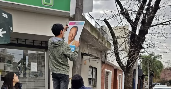 San Lorenzo: se aprobó una ordenanza que prohíbe la colocación de pasacalles y columneros de campañas electorales