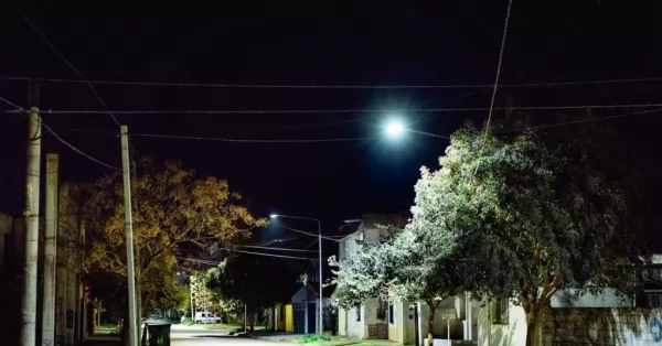 San Lorenzo: un amplio sector de barrio Alem estrenó luces led 