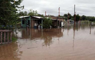 Recolección de ropa y alimentos para afectados por inundaciones en Santiago del Estero