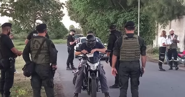 Saturación policial en San Lorenzo: atropelló a una motociclista por intentar escapar de un control