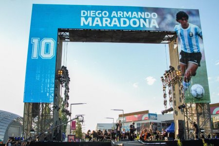 Homenaje musical a Diego Maradona en la TV Pública