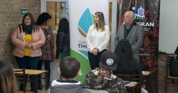 Timbúes: 60 jóvenes comenzaron a capacitarse en la segunda edición de los cursos de Asaga y Aposgran