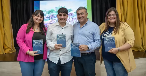 Timbúes: se presentó un nuevo libro sobre la historia de la localidad 