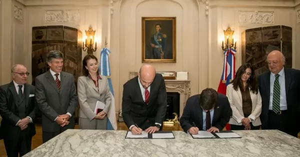 Argentina y Chile acordaron estrategias para impulsar el transporte aéreo 