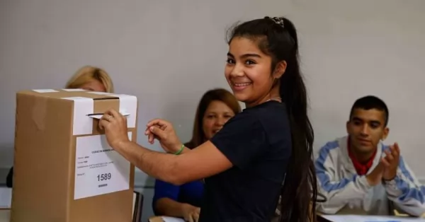 Voto joven en Santa Fe: la Corte Suprema rechazó el pedido de avocación y podrían votar los jóvenes de 16 y 17 años 