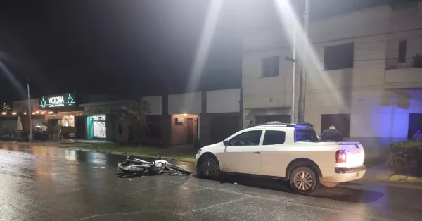 Motociclista hospitalizado tras colisionar con una pick up en San Lorenzo 