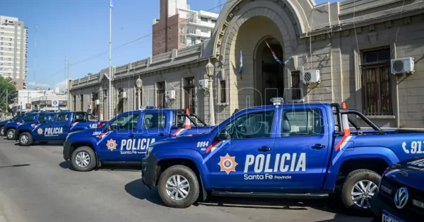 Entregaron seis móviles policiales para el Departamento San Lorenzo