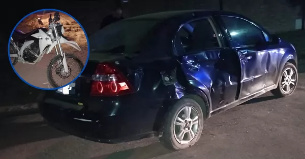 Bermúdez: adolescente en moto resultó fracturado tras chocar con un auto