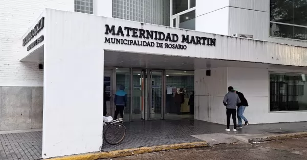 Una junta médica psiquiátrica evaluará a la adolescente que dio a luz, apuñaló y mató a su bebé