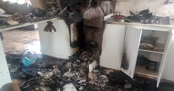 Se incendió una vivienda en Capitán Bermúdez mientras su dueño estaba de viaje