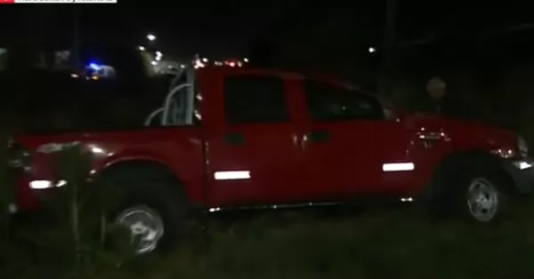 Una camioneta volcó en la Autopista Rosario Santa Fe, a la altura de la ruta A012