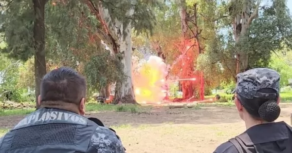 Policías destruyeron pirotecnia secuestrada de la cancha de Rosario Central 